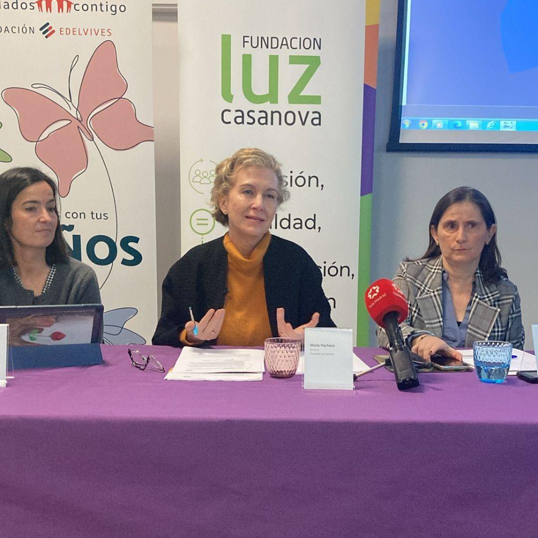 Rueda de prensa FE y Luz Casanova